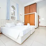 Apartment Local Trigal *