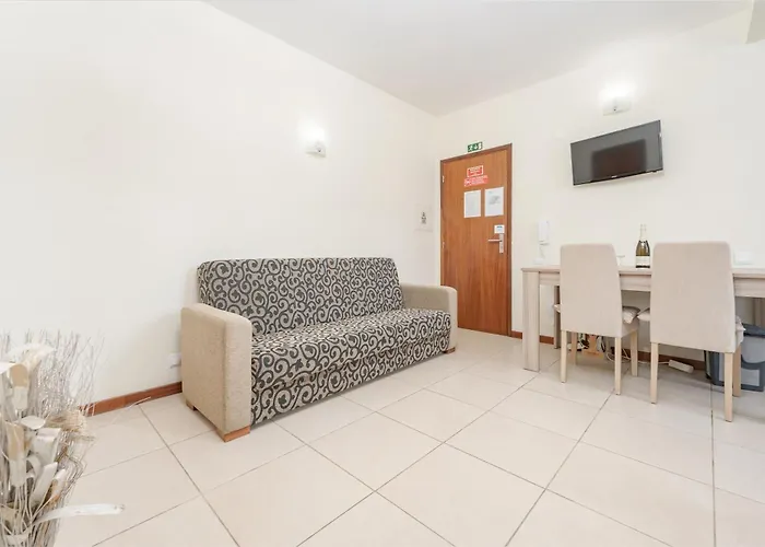 Local Trigal Apartment