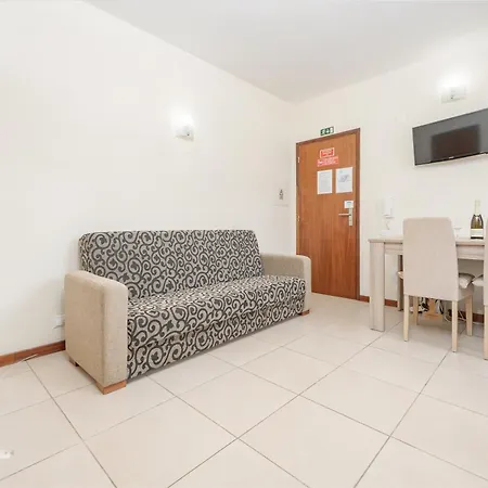 Local Trigal Apartment